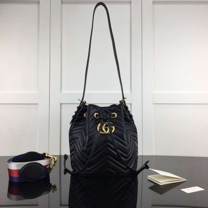 G*u*i bucket bags